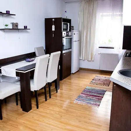 Mio Forrest Apartment *