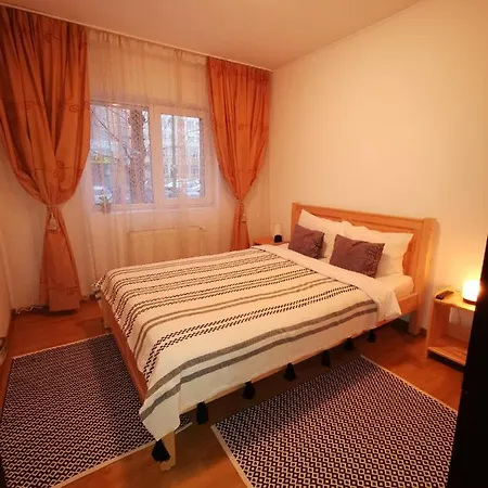Mio Forrest Apartment
