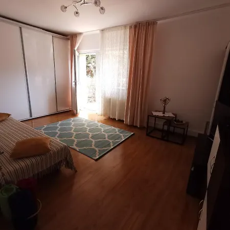 Mio Forrest Apartment